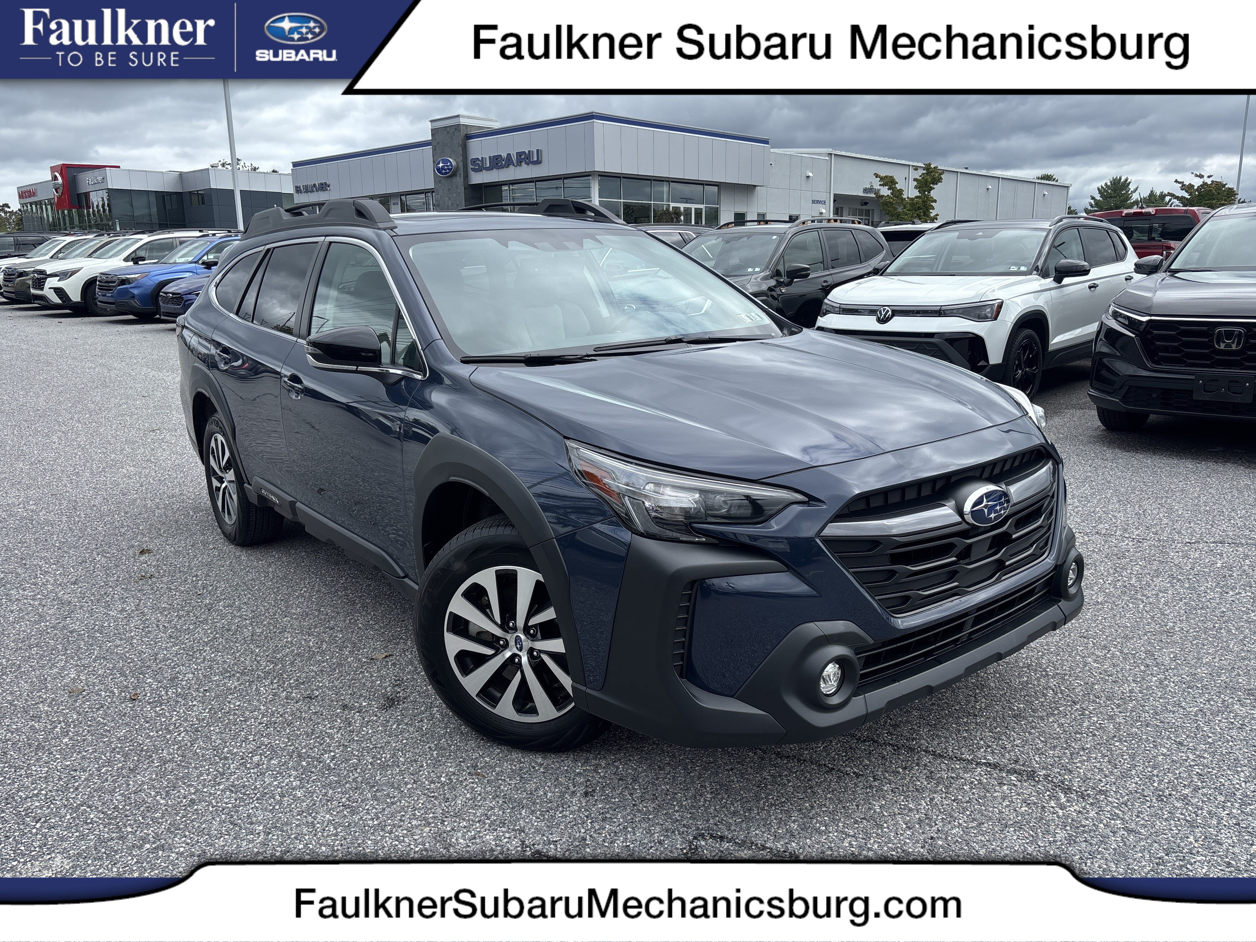 Used 2024 Subaru Outback Premium AWD/4WD image 1