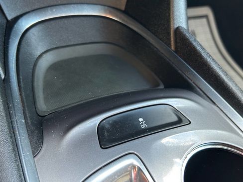 Used 2020 Chevrolet Malibu LT FWD image 22