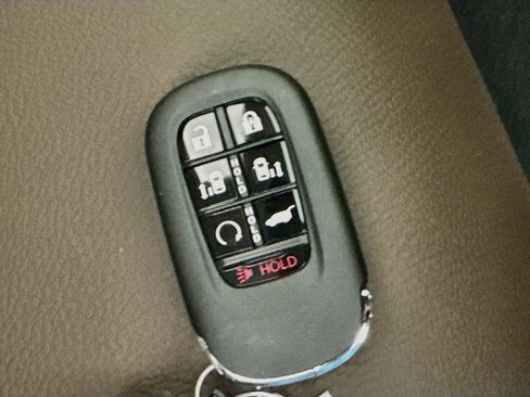 Used 2026 Honda Odyssey Touring image 43
