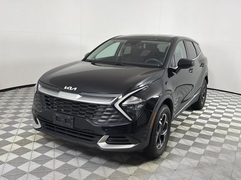 Used 2023 Kia Sportage LX AWD/4WD image 9