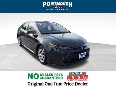 Used 2023 Toyota Corolla LE image 1