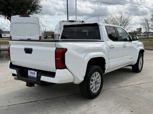 Used 2024 Toyota Tacoma SR5 image 5