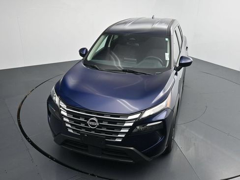 Used 2024 Nissan Rogue SV AWD/4WD image 22