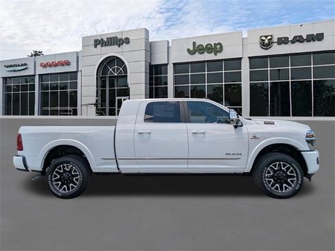New 2025 RAM 2500 Limited image 2