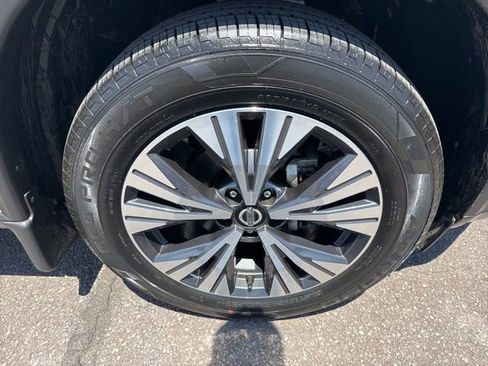 Certified 2021 Nissan Rogue SV AWD/4WD image 34