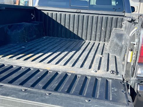 Used 2021 Toyota Tacoma TRD Off-Road w/ Technology Package image 24