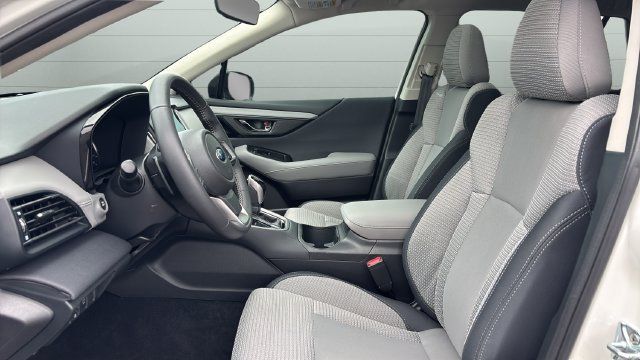 Used 2025 Subaru Outback Premium w/ Popular Package #1A AWD/4WD image 21