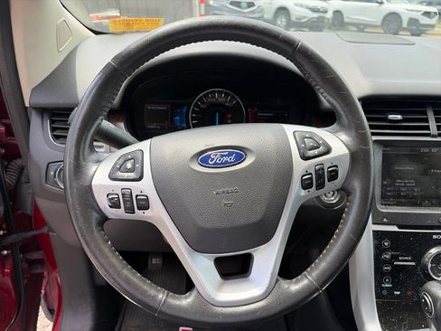 Used 2014 Ford Edge Limited w/ Equipment Group 302A AWD/4WD image 12
