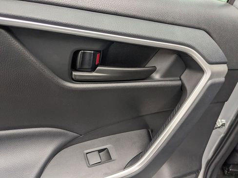 Used 2025 Toyota RAV4 LE image 27