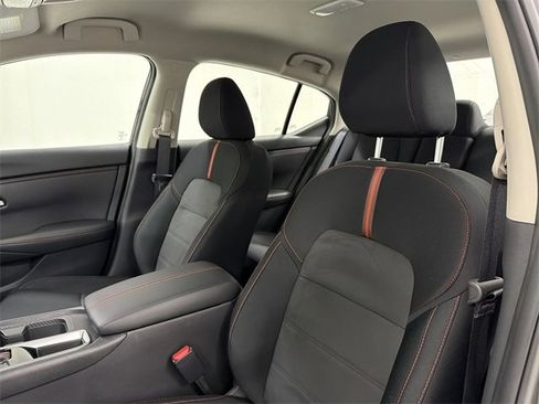 New 2025 Nissan Sentra SR image 19