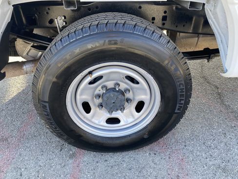 Used 2023 Ford F250 XL RWD image 15