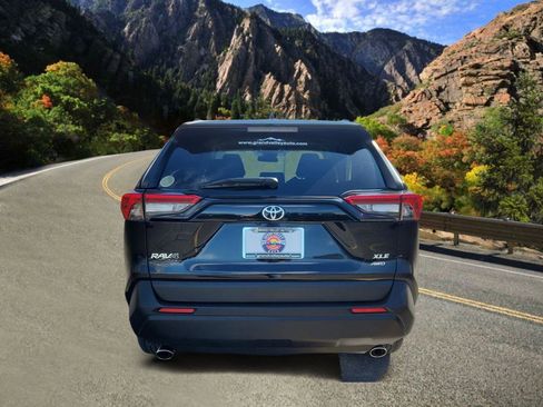 Used 2025 Toyota RAV4 XLE image 4