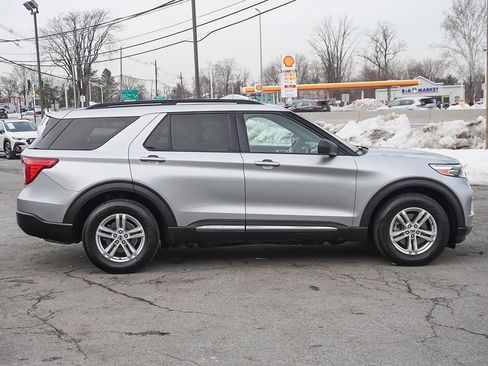 Used 2020 Ford Explorer XLT w/ Equipment Group 202A image 20