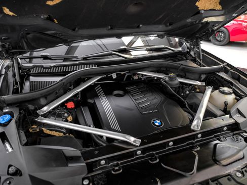Used 2021 BMW X7 xDrive40i w/ M Sport Package image 50