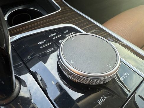 Used 2019 BMW X7 xDrive50i w/ Premium Package image 33