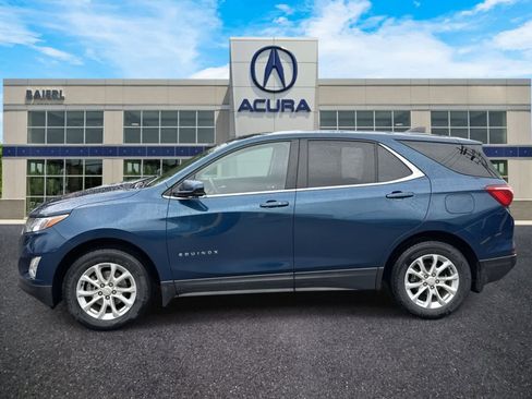 Used 2021 Chevrolet Equinox LT image 2