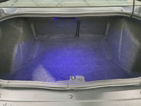 Used 2016 Dodge Challenger SXT image 25