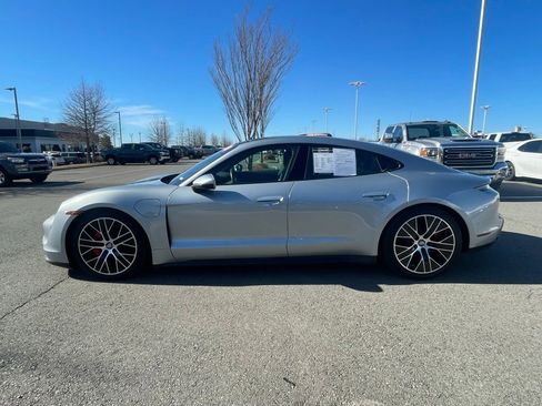 Used 2020 Porsche Taycan 4S w/ Premium Package image 4