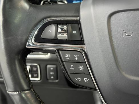 Used 2023 Lincoln Navigator Reserve image 29