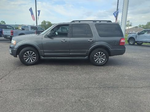 Used 2016 Ford Expedition XLT AWD/4WD image 26