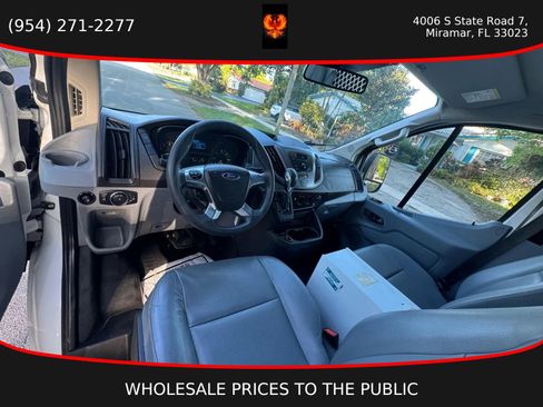 Used 2017 Ford Transit 250 130 Low Roof RWD image 9
