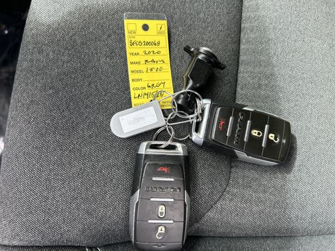 Used 2020 RAM 1500 Big Horn AWD/4WD image 29