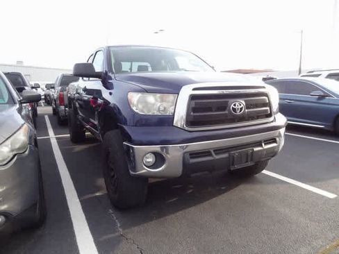 Used 2013 Toyota Tundra Double Cab 4.6L V8 6-Spd AT image 3
