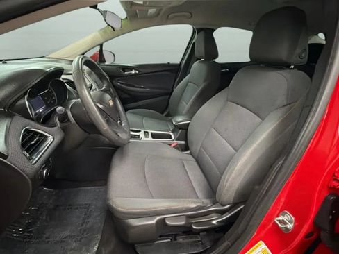 Used 2017 Chevrolet Cruze LS FWD image 19