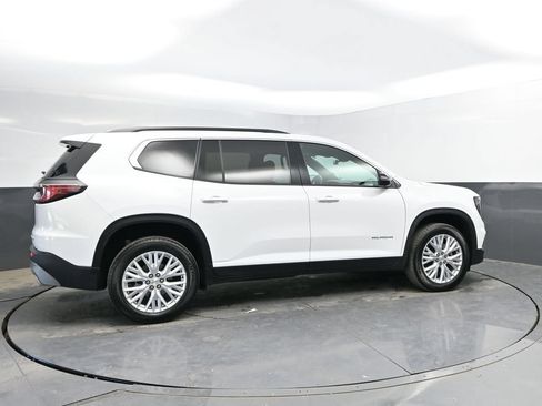 Used 2026 GMC Acadia Elevation w/ Elevation Premium Package AWD/4WD image 8