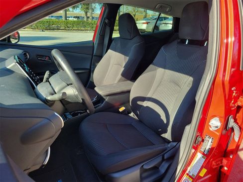 Used 2022 Toyota Prius Prime LE image 15