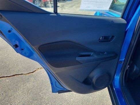 Used 2021 Nissan Kicks S FWD image 8