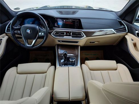 Used 2022 BMW X5 xDrive40i w/ Parking Assistance Package image 22