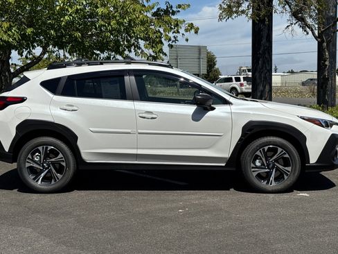 New 2025 Subaru Crosstrek 2.5i Premium image 3