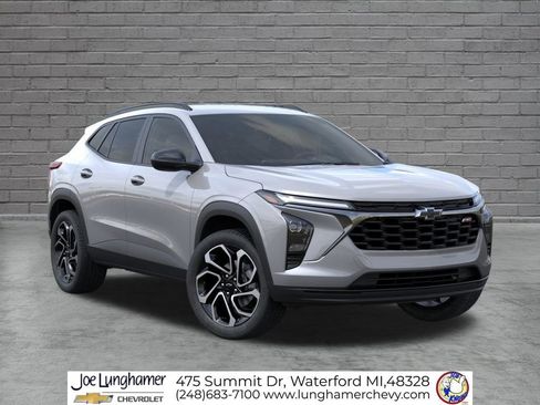 New 2026 Chevrolet Trax RS w/ Driver Confidence Package FWD image 7