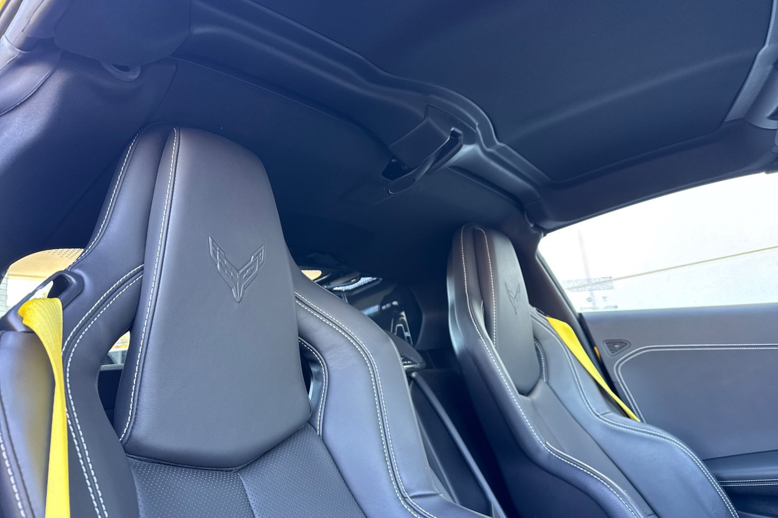 Used 2025 Chevrolet Corvette Stingray Coupe w/ 1LT RWD image 15
