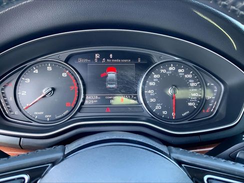 Used 2020 Audi A4 2.0T Premium FWD image 23