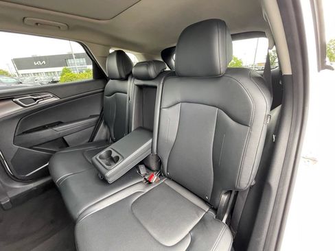 Certified 2025 Kia Sportage EX w/ Premium Package FWD image 26