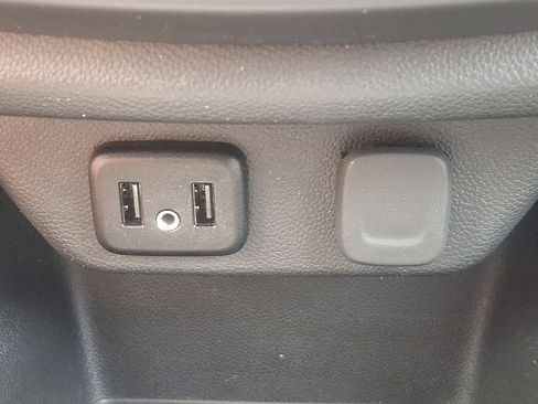Certified 2023 Chevrolet Traverse LT FWD image 26