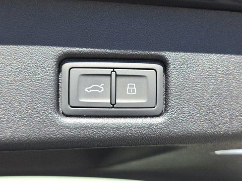 Certified 2025 Audi Q5 Premium w/ Premium Plus AWD/4WD image 14