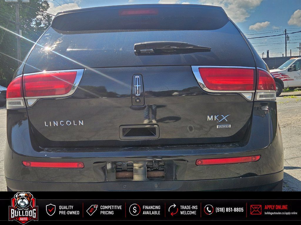 Used 2014 Lincoln MKX AWD w/ Equipment Group 102A image 3