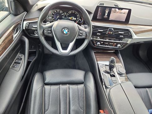 Used 2019 BMW 530i xDrive xDrive w/ Convenience Package image 21