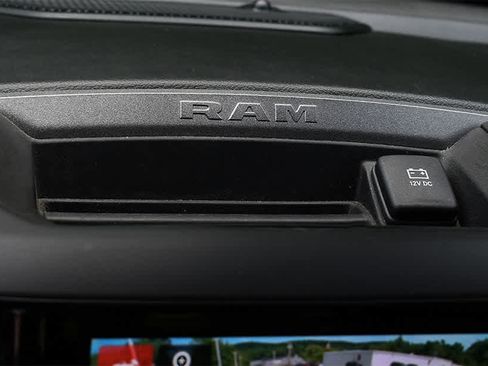 Used 2025 RAM 1500 Warlock AWD/4WD image 15