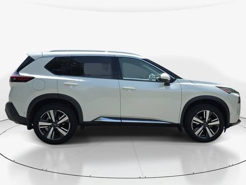 Used 2023 Nissan Rogue SL w/ SL Premium Package AWD/4WD image 4