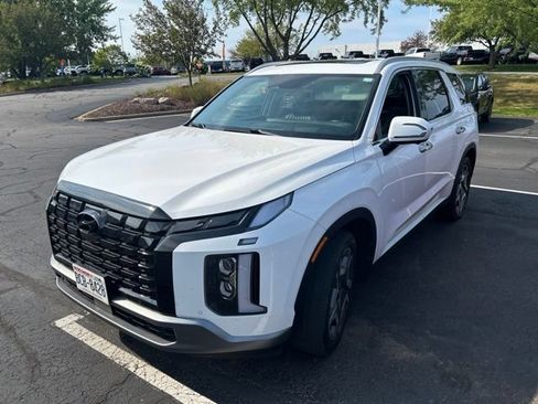 Used 2023 Hyundai Palisade Limited AWD/4WD image 10