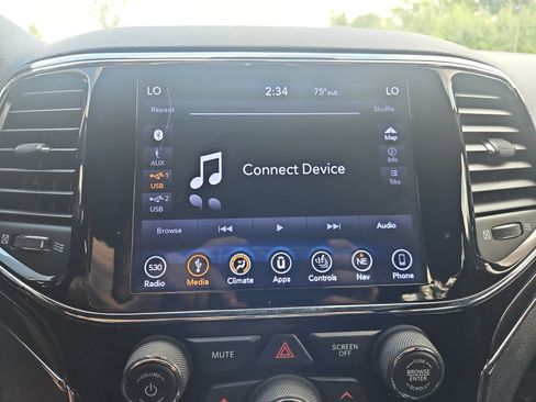 Used 2019 Jeep Grand Cherokee Trailhawk AWD/4WD image 21
