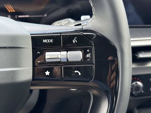 New 2026 Kia Sorento LX FWD image 19