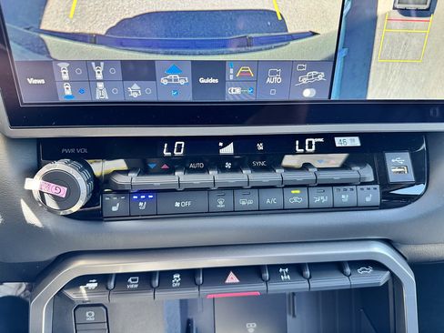 New 2026 Toyota Tundra Platinum AWD/4WD image 20