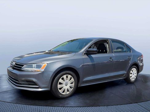 Used 2015 Volkswagen Jetta S FWD image 2