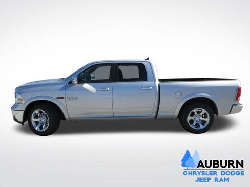 Used 2016 RAM 1500 Laramie w/ Convenience Group image 9