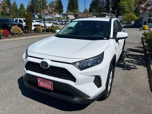 Certified 2020 Toyota RAV4 LE w/ Protection Package AWD/4WD image 5